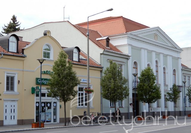 Virágos Berettyóújfalu 02